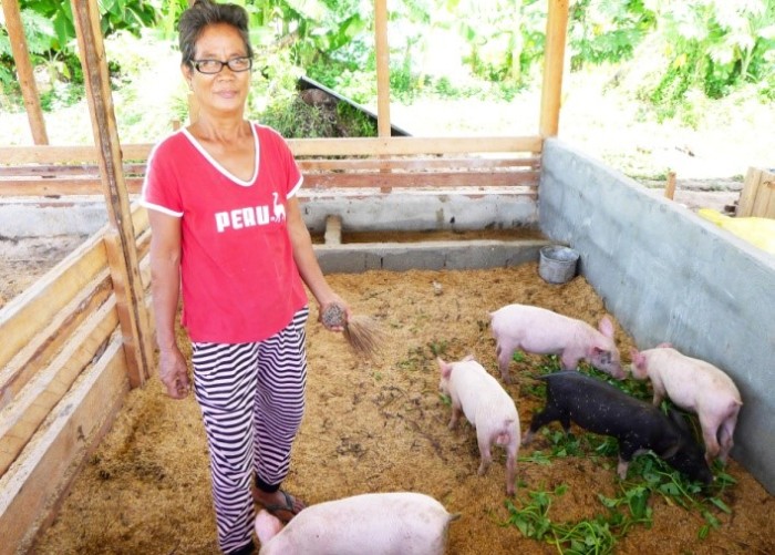 Manang Eli considers the Organic Fertilizer Production Training she attended a blessing.